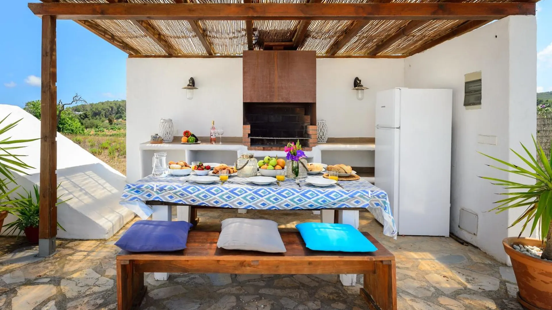 Villa Cana Clara Sant Carles de Peralta Spain