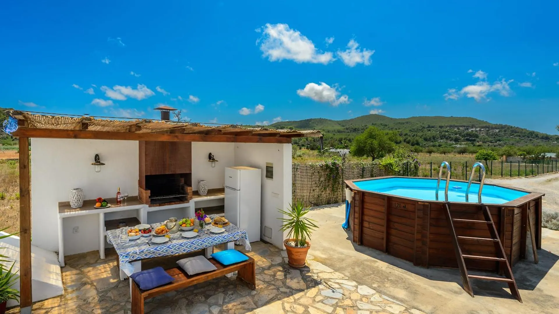 Villa Cana Clara Sant Carles de Peralta Spain